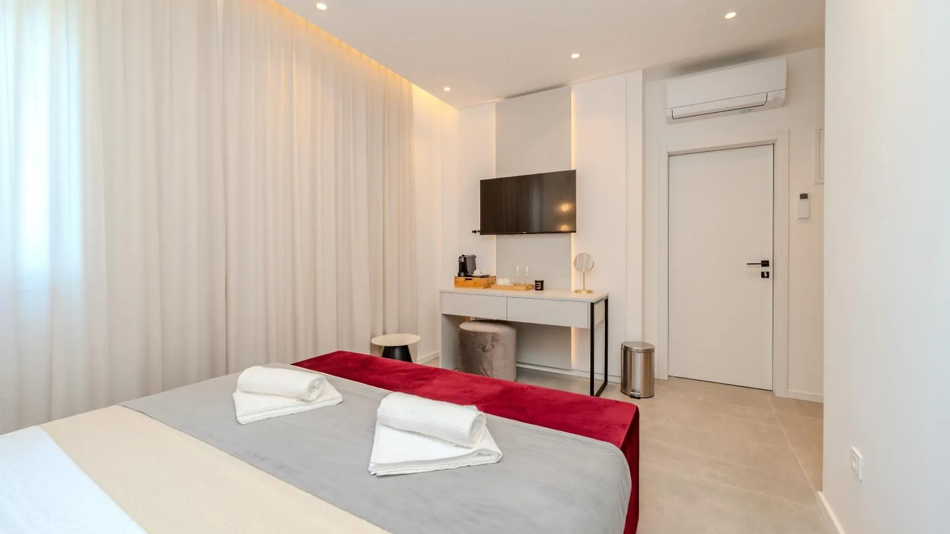 Kolovare Luxury Rooms ザダル 0*,  クロアチア